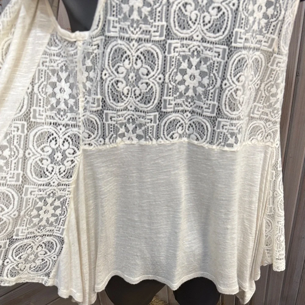 AB Studio Ivory Lace Detail Top